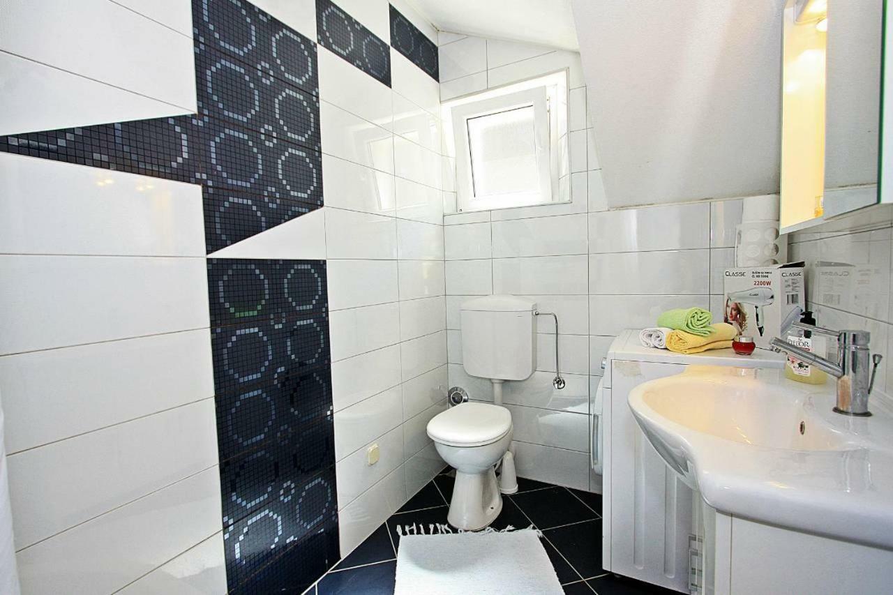 פוצ'ישצ'ה Apartmani Nila מראה חיצוני תמונה
