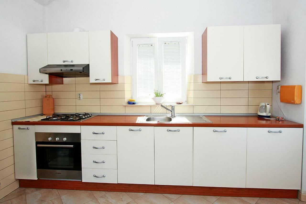 פוצ'ישצ'ה Apartmani Nila מראה חיצוני תמונה