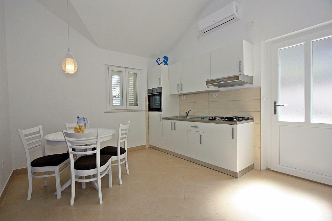 פוצ'ישצ'ה Apartmani Nila מראה חיצוני תמונה